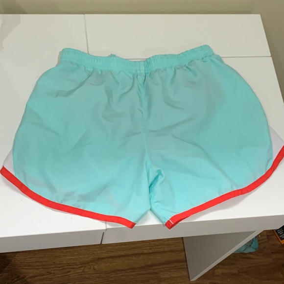 ✨ 3/$30  Light blue Nike shorts - Picture 2 of 3